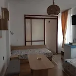 Gæstehus Slantse 4*