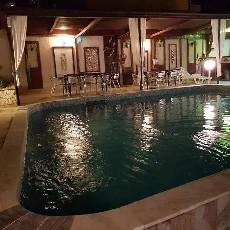 Slantse بيت ضيافة سوزوبول