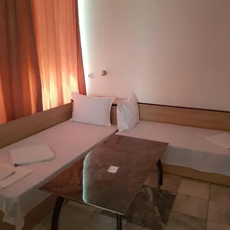 בית הארחה Slantse