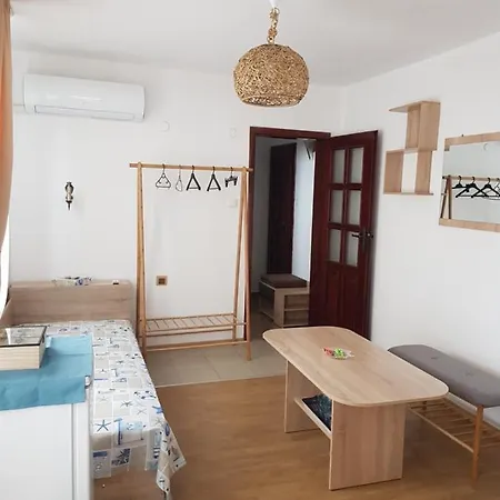 Slantse Guest house 4*