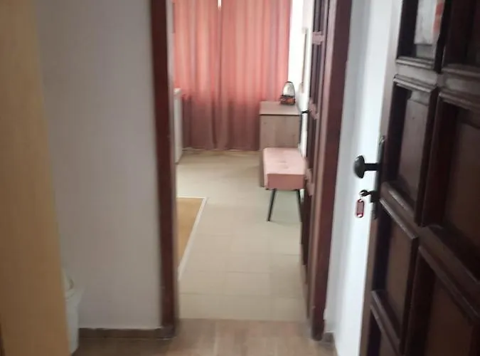 Slantse 게스트하우스