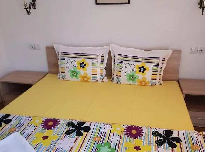 Slantse 招待所 索佐波尔